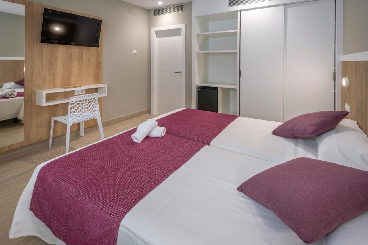 4R Meridia Mar Hospitalet De L'Infant Exterior photo