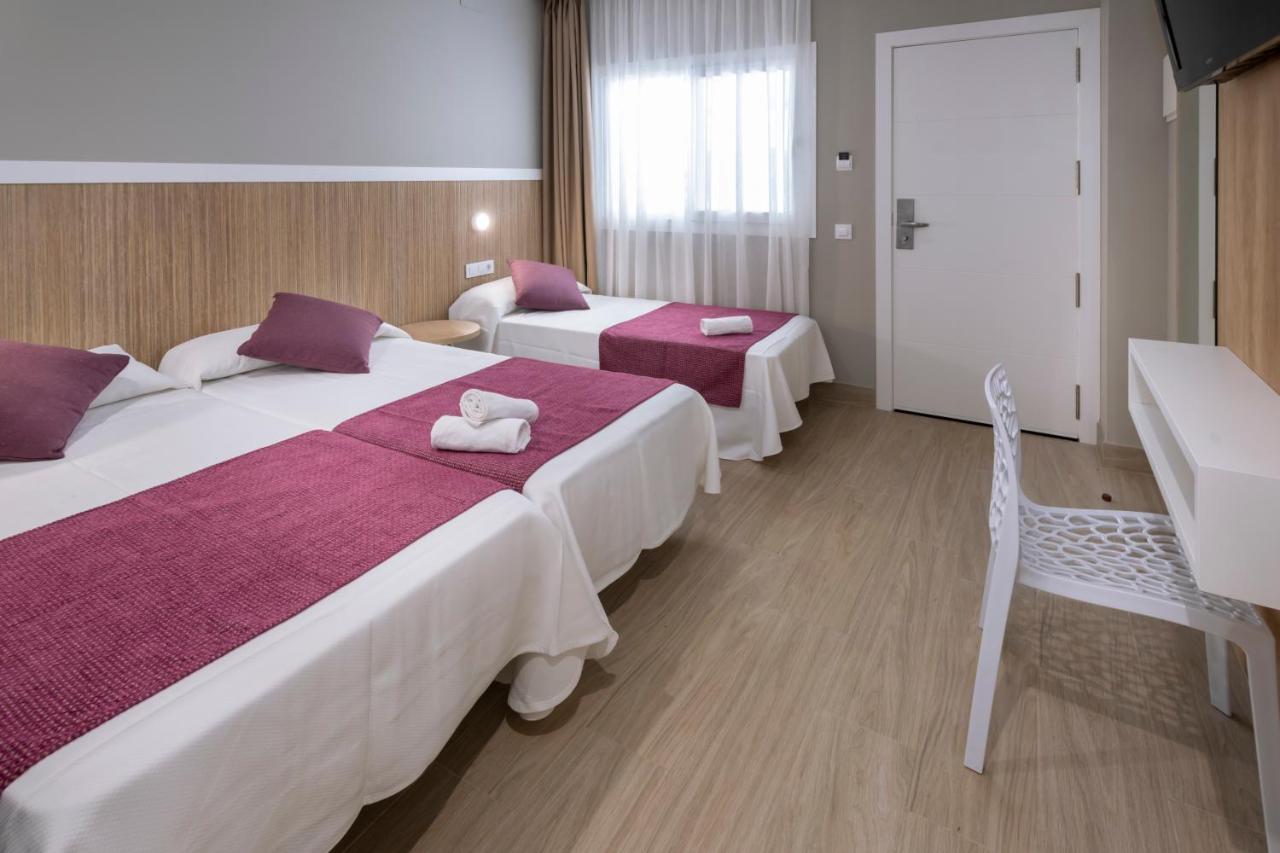 4R Meridia Mar Hospitalet De L'Infant Exterior photo